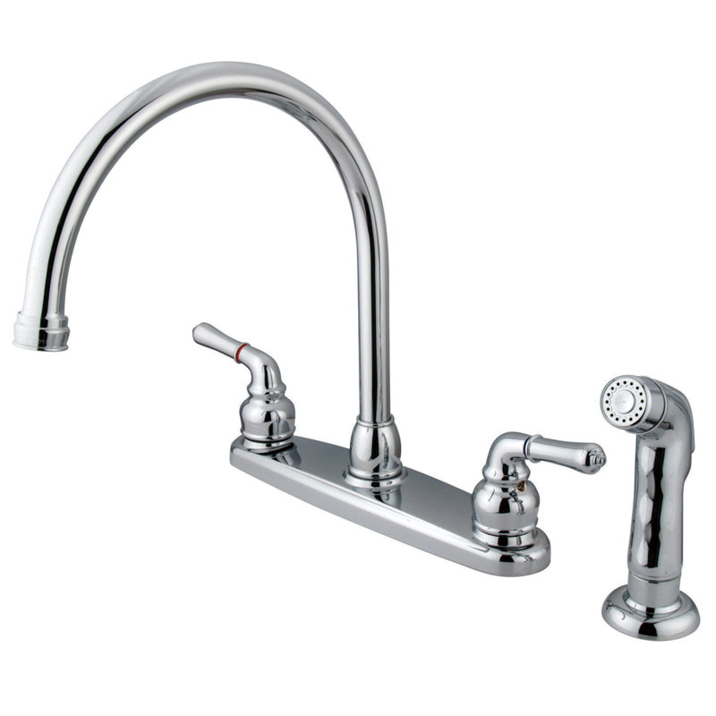 Robinet de cuisine central à 4 poignées et 4 trous 8 po avec douchette latérale Kingston Brass Magellan, Chrome poli