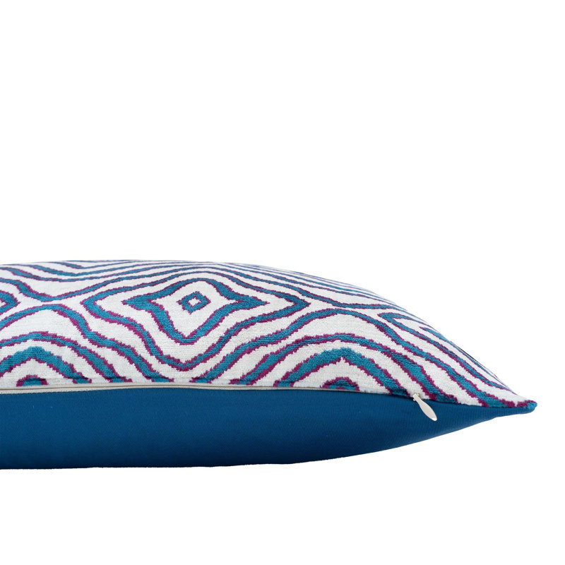 Oreiller en velours de pluie Rain Ikat, 16 po x 24 po