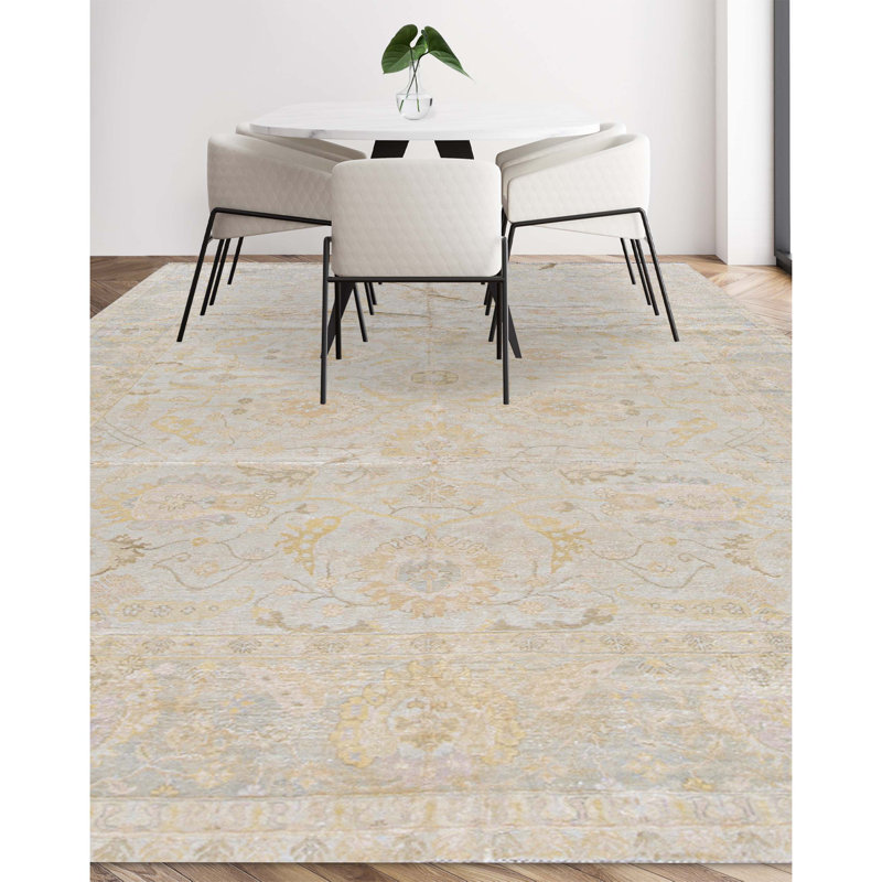 Silk Oriental Area Rug in Beige/Light Yellow