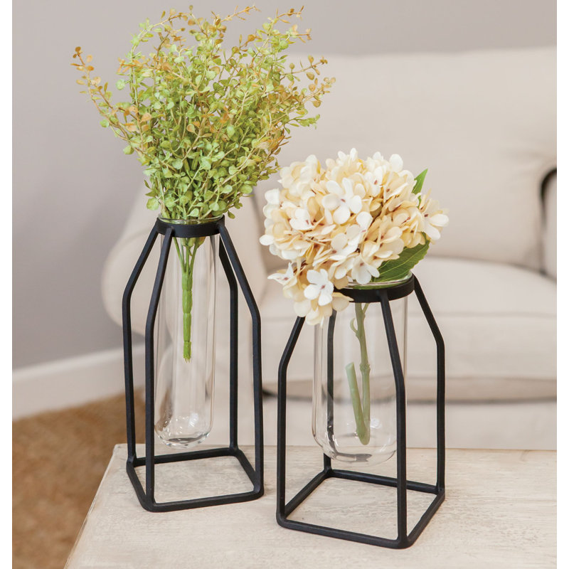 Vase en verre avec cadre en métal mince, H 8 po x l 4,25 po x P 4,25 po