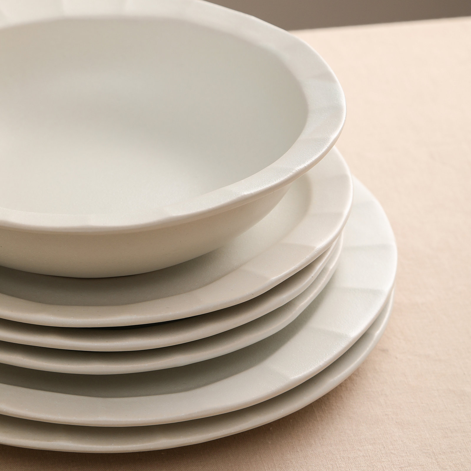 Oasis Stoneware Pasta Bowl, White