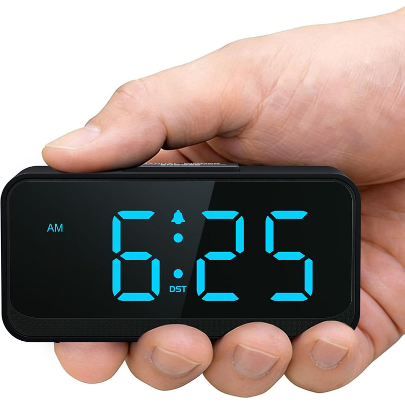 Réveil-matin numérique de voyage à piles avec grand affichage à DEL bleu compatible avec les dortoirs