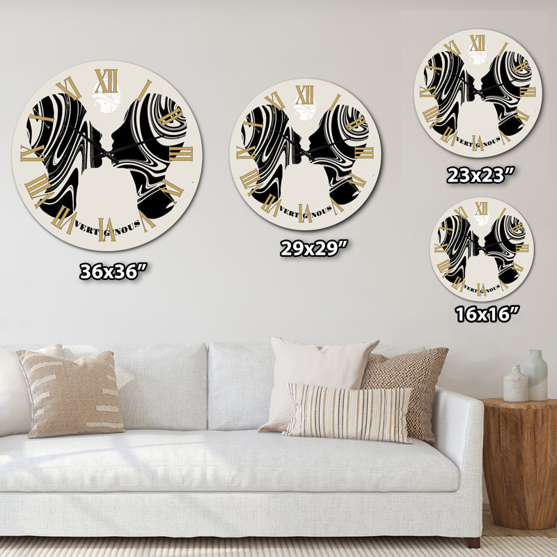 Horloge murale moderne Empowered Cosmic Women Geometric Goddess Series - noir et blanc IV, Petit