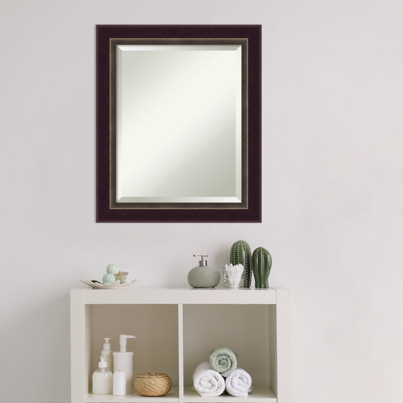 Miroir traditionnel biseauté, H 24,5 po x l 20,5 po