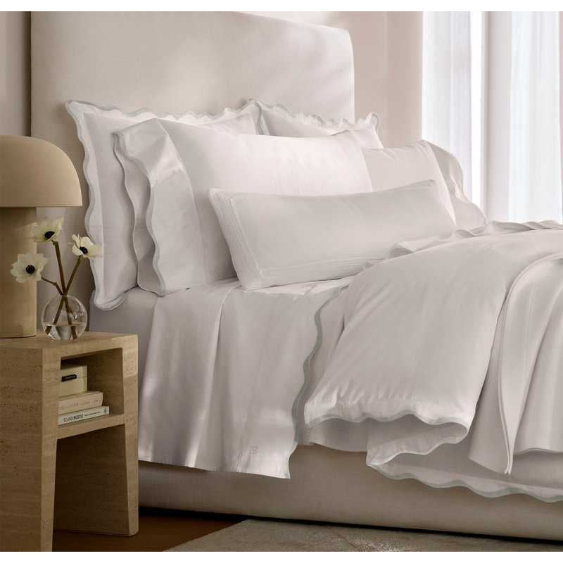 Signature Curved Edge Sheet Set, King Sheet Set with 2 Pillowcases, Mist