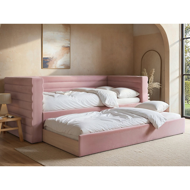 Yuma Guest Bed Boucle , Pink