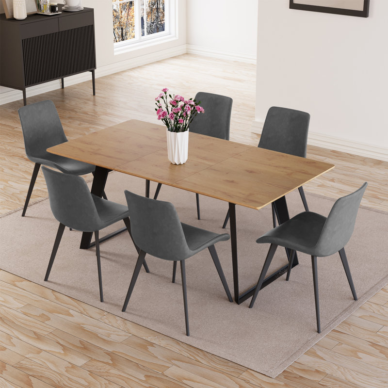 Ensemble de salle à manger extensible avec chaises rembourrées Jilliann, 5 Pieces: Table, 4 Chairs, Gris