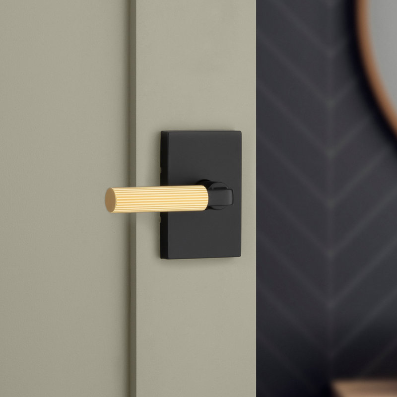 Mirada Reeded Bed/Bath Lever w/ Rectangular Rose, Black/Brass