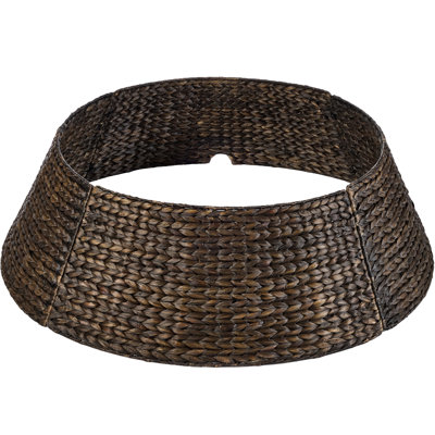 Woven Tree Collar