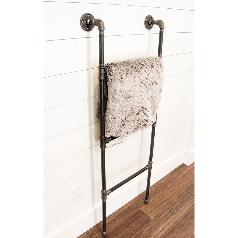 Flara 3 Wall Towel Rack
