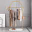 Portemanteau moderne en or avec base en marbre et tringle, support à vêtements autoportant pour entrée de chambre à coucher