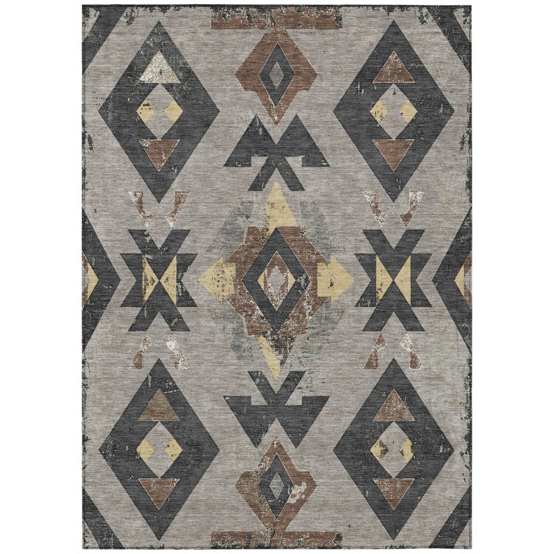 Machine Washable Indoor/Outdoor Xhevrie Taupe Rug, Rectangle 3' x 5'