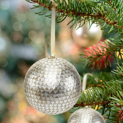 4.5'' Handmade Ball Ornament