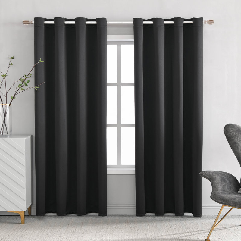 Paire de rideaux obscurcissant avec œillets Deavion, L 52 po x L 96 po, Noir