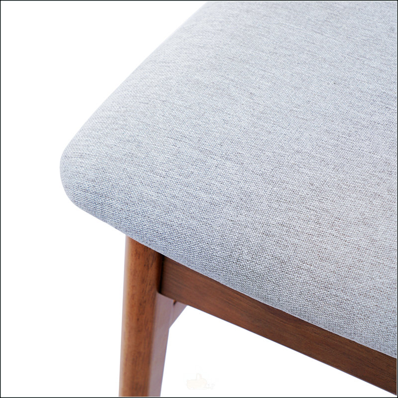 Ensemble de table moderne 3 pièces : table d'appoint triangulaire et 2 chaises en bois courbées. Design minimaliste et compact, idéal pour le salon, la cuisine et les petits espaces. Montage facile.