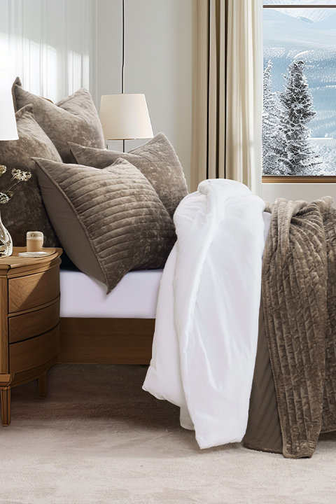 DreamVelvet™ Quilt Sets