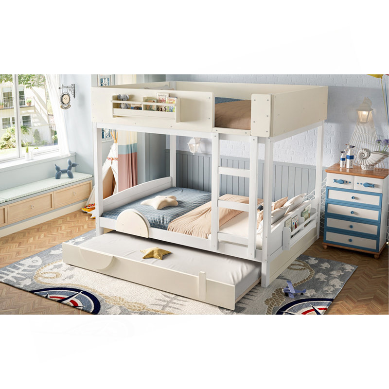 Lit superposé double avec lit gigogne, cadre de lit superposé en bois avec bibliothèque intégrée et garde-corps de sécurité de haute qualité, conception de forme d'automobile pour enfants, blanc et beige.