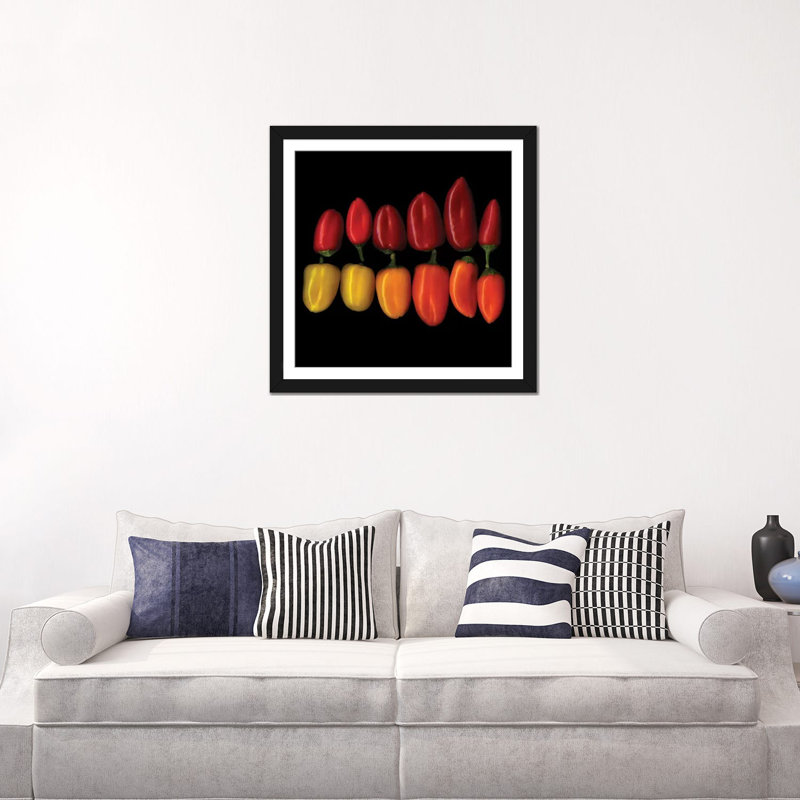 «The Chiquinos» par Magda Indigo, reproduction de photo sur toile tendue, H 24 po x l 24 po x P 1 po, Blanc