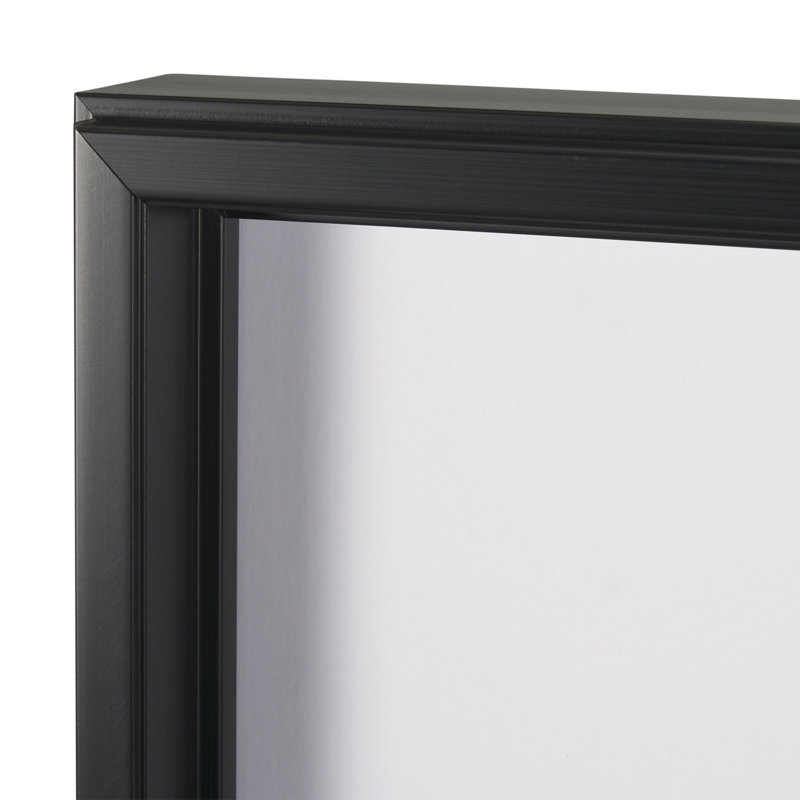 Oladis croquis IV par Studio, reproduction d'art encadrée à la main emmêlée sous verre, 21.8L x 2.5W x 25.8H, Blanc