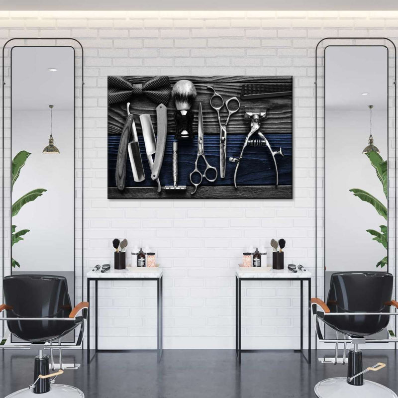 «Hair Tools», reproduction sur toile, H 26 po x l 39 po x P 1,25 po