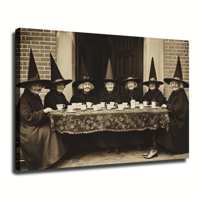 Photo sépia vintage de sorcières âgées prenant le thé, style occulte rétro et sorcellerie, grande toile tendue sur châssis.