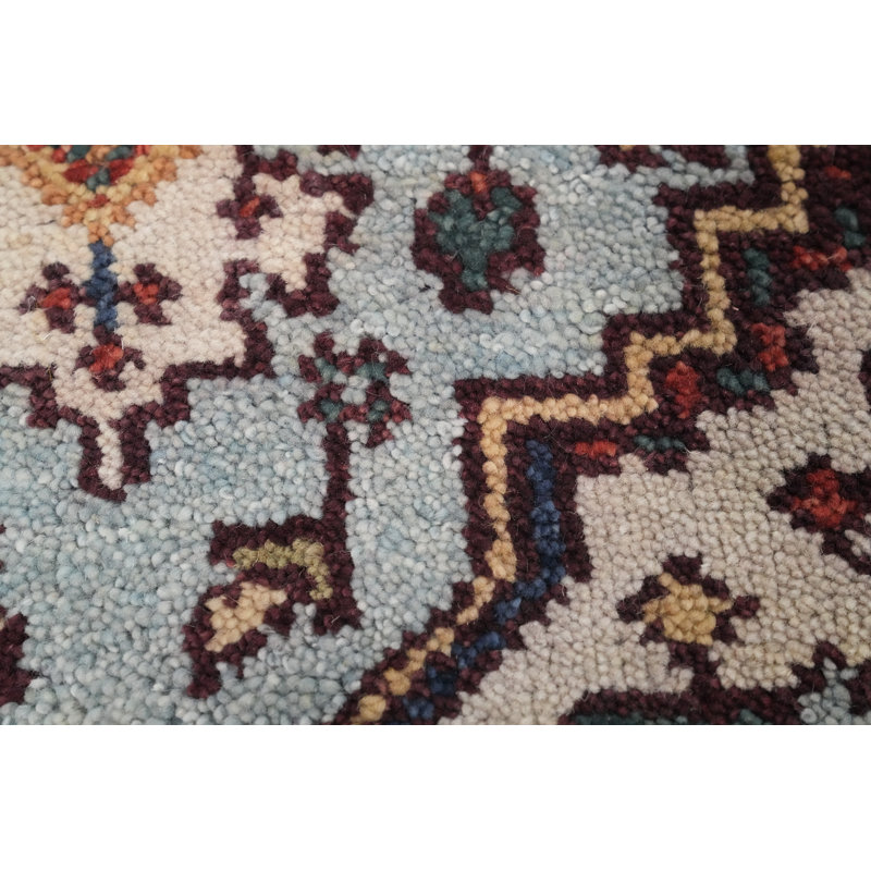 Tapis bleu clair fait à la main 4 x 6