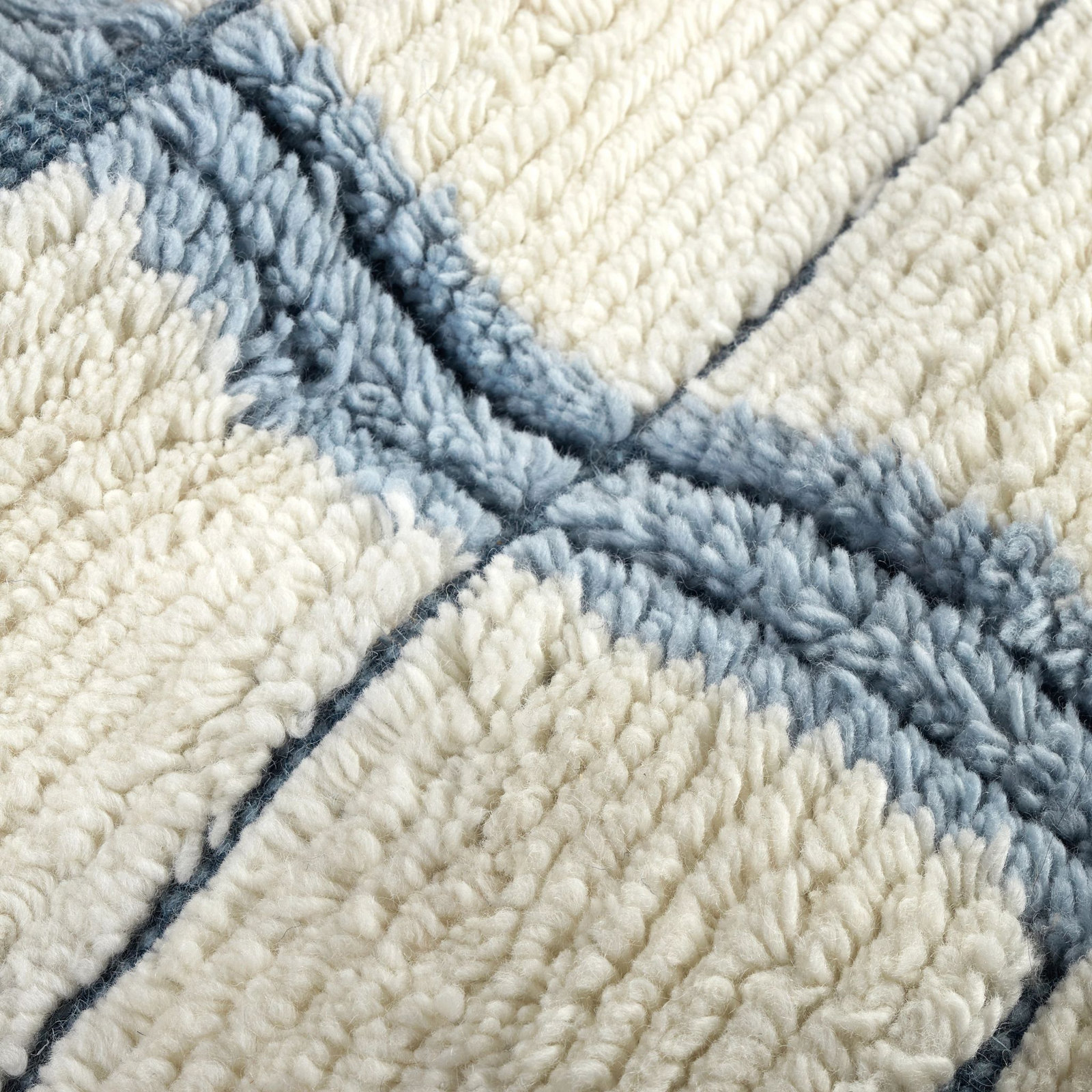 Tory Pewter Blue Hand Knotted Wool Rug, Rectangle 7'6" x 9'6"