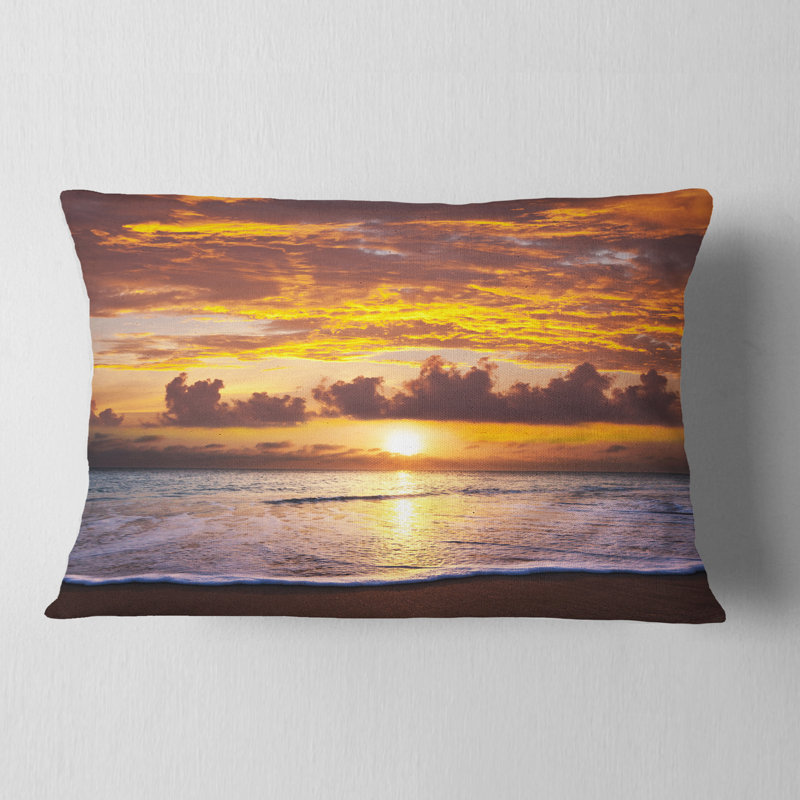 Seascape couches de nuages au coussin coucher de soleil, Rectangle 12" x 20"