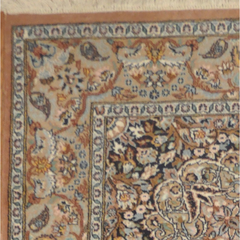 Yasir Wool Floral Indoor Rug