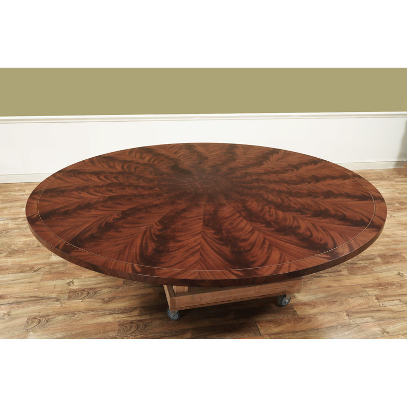 Table de salle à manger en acajou avec piédestal Duncan Phyfe Outswept