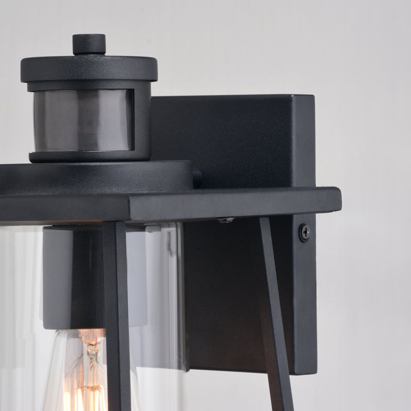 Zuhal Steel Wall Light