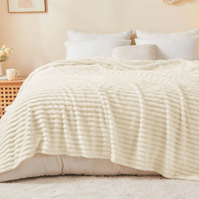 Lightweight Striped—300GSM Soft Fleece Throw Blanket, Decorative & Giftable Striped Blanket For Sofa, Bed, Couch And AC Room.