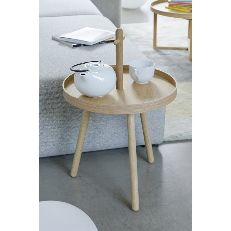 Bostic Round Side Table, Oak