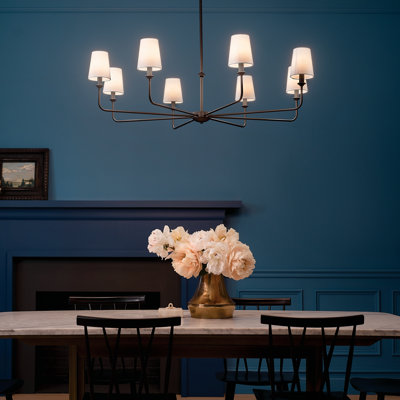 Lustre Kichler Pallas noir à 8 lumières avec abat-jour en tissu