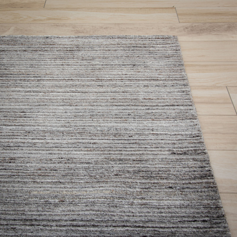 Tapis en laine tissé à la main, Rectangle 5' x 7'6"