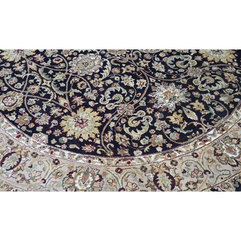 Wool Oriental Area Rug, Round 8'