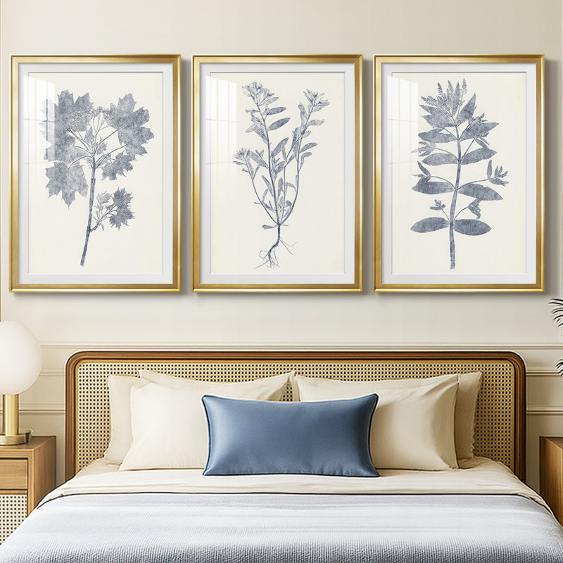 Marine Botanicals I - reproduction sur mesure encadrée de qualité supérieure - 3 pièces, H 21 po x l 30 po, Doré