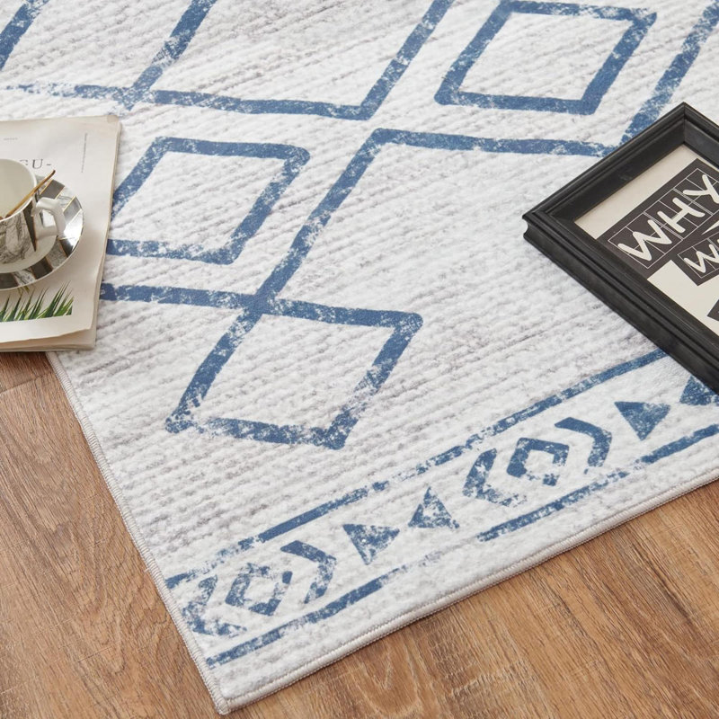 Laneisha Abstract Indoor Rug