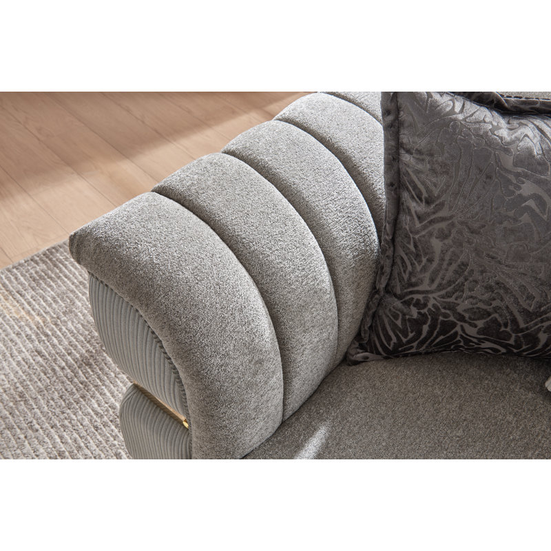 ED8876053BFF49049962F0E5184AD660, Gris