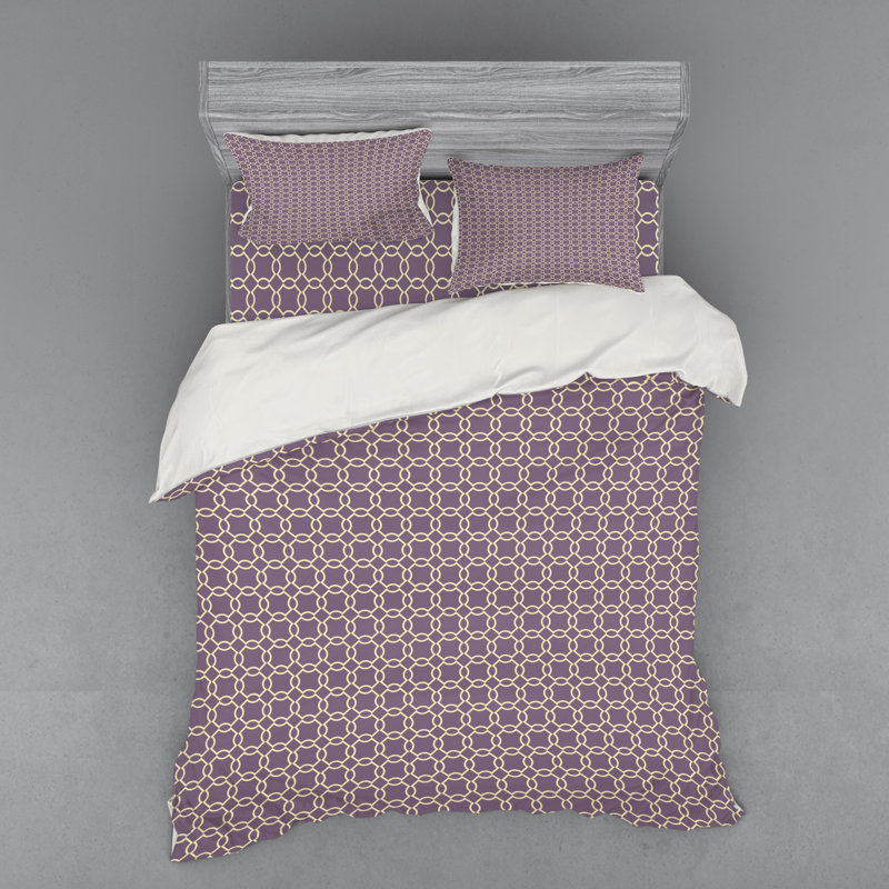 Polyester Geometric Shapes Duvet Cover, Queen Duvet Cover + 3 Additional Pieces