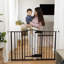 The Thruway 52W Series - Barrière pour animaux et bébé ouverte mains libres, ouvertures de 27,5 po à 52 po de largeur - métal espresso