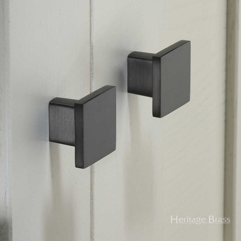 Heritage Brass Cabinet Knob Classic Square Design, 2.8cm H x 4cm W x 4cm D