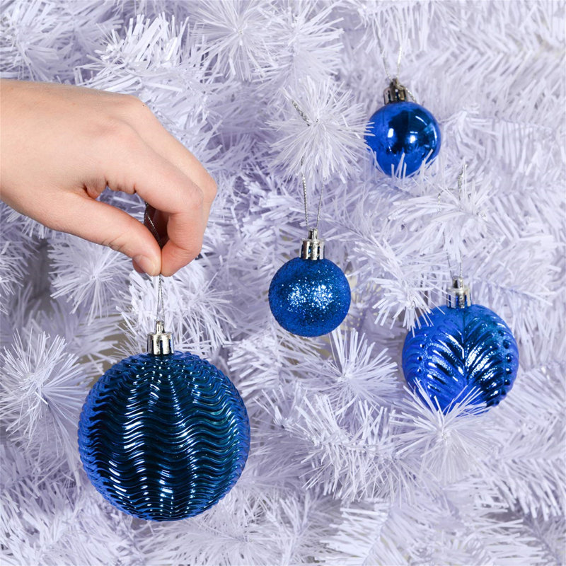The Seasonal Aisle, Navy