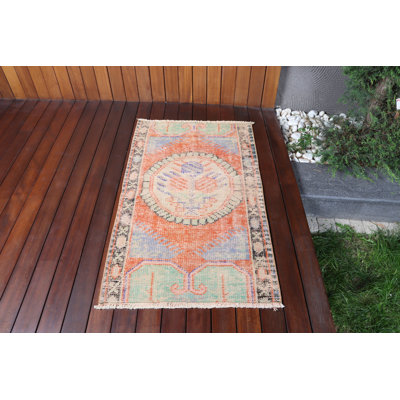 Tapis turc rétro vintage de style bohème orange fait à la main par Anatolian Kilim, parfait pour le vestibule