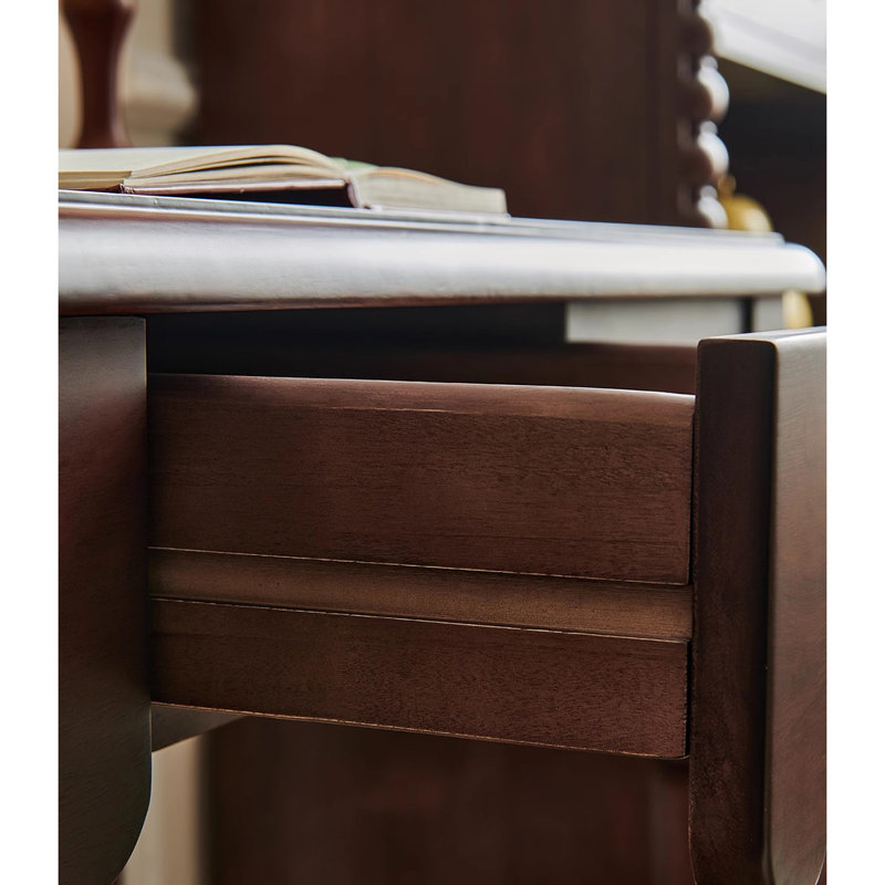 Petit bureau d'écriture en bois massif