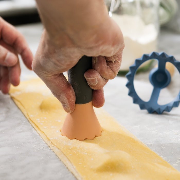 BergHOFF Leo Ravioli Stamp