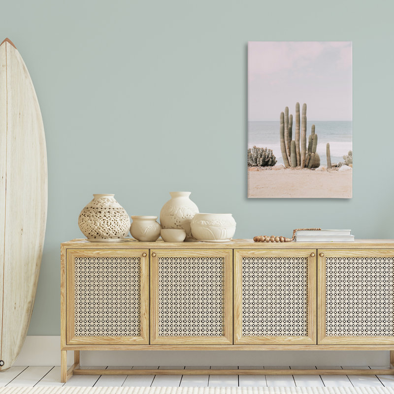 «Cactus on Beach Shore», art mural sur toile par Sissi et Seb, H 45 po x l 30 po