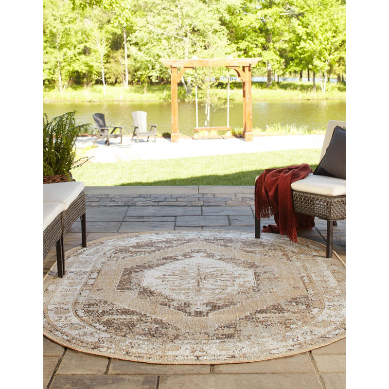 Tapis intérieur / extérieur en polypropylène tissé à la machine Oriental, Ovale 3 pi 3 po x 5 pi 3 po