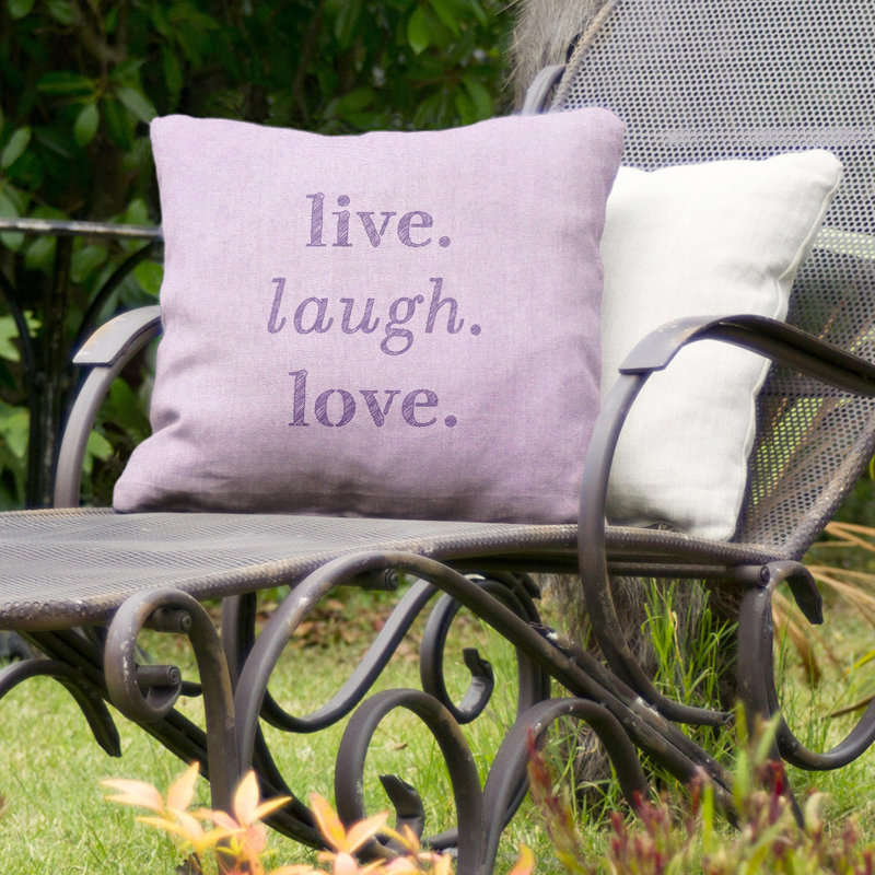 Coussin décoratif intérieur/extérieur en temps réel love love, 16 po x 1 po, Mauve