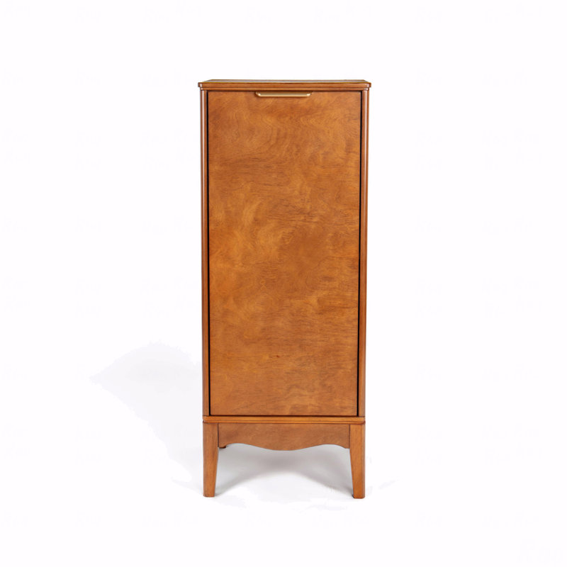 Armoire, tablettes modernes et réglables, plancher de salle de bain